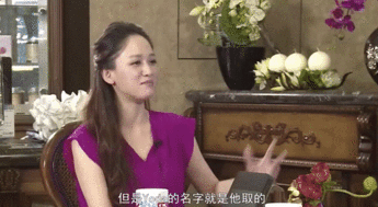 陈乔恩秀刀功,为爱猫剪毛发,结果猫的表情亮了