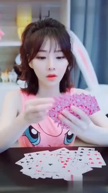 打牌动态表情包打牌