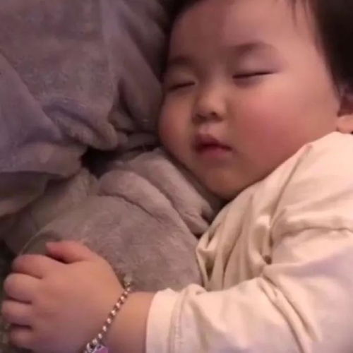 幽你一默妈妈你快去厕所拉臭臭,别弄床上啦