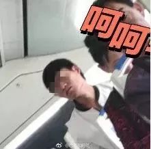 他手在我裙子底下云南女子公交车上遇咸猪手司机你喊啊