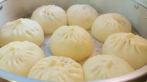 酸菜酱肉包学会这样做,肉馅不发柴,酱香浓郁,连吃5个都不过瘾