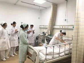 护理部举办2018年新入职护士岗前培训学习班