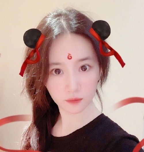 众星cos小哪吒,刘亦菲最可爱,而她却被称为哪吒本吒