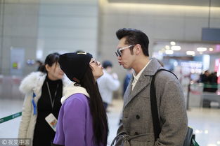 一言不合就亲亲张伦硕钟丽缇当俩女儿面热吻女儿考拉表情亮了