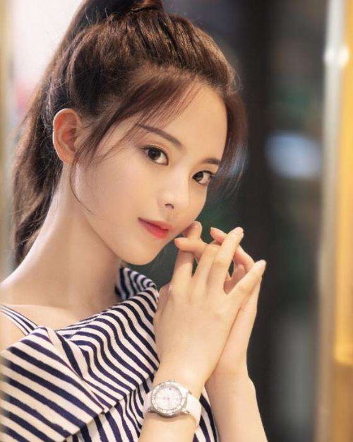 硬核少女杨超越也太可爱了吧