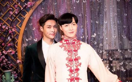 tfboys的蜡像终于揭幕,三小只的表情亮了