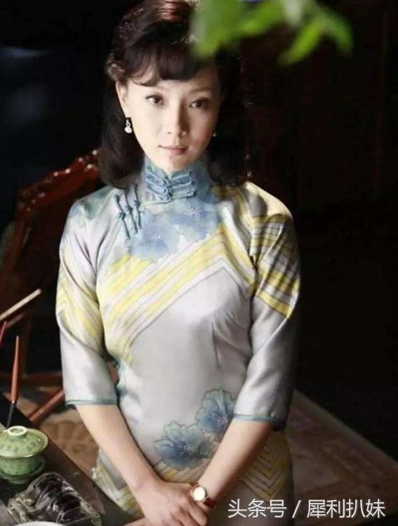 十大最美旗袍女神,刘亦菲第7,陈数第4,贾静雯韩雪都不敌她