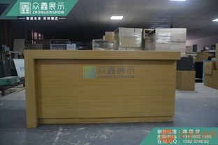 看我大华为前开门手机柜台木纹铁质洽谈桌两人式收银台在这